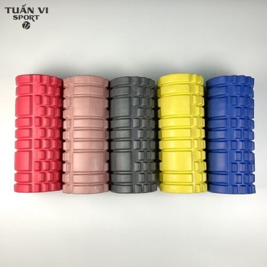 Con lăn massage Yoga gai 3D màu đen kích thước 33 × 14 cm