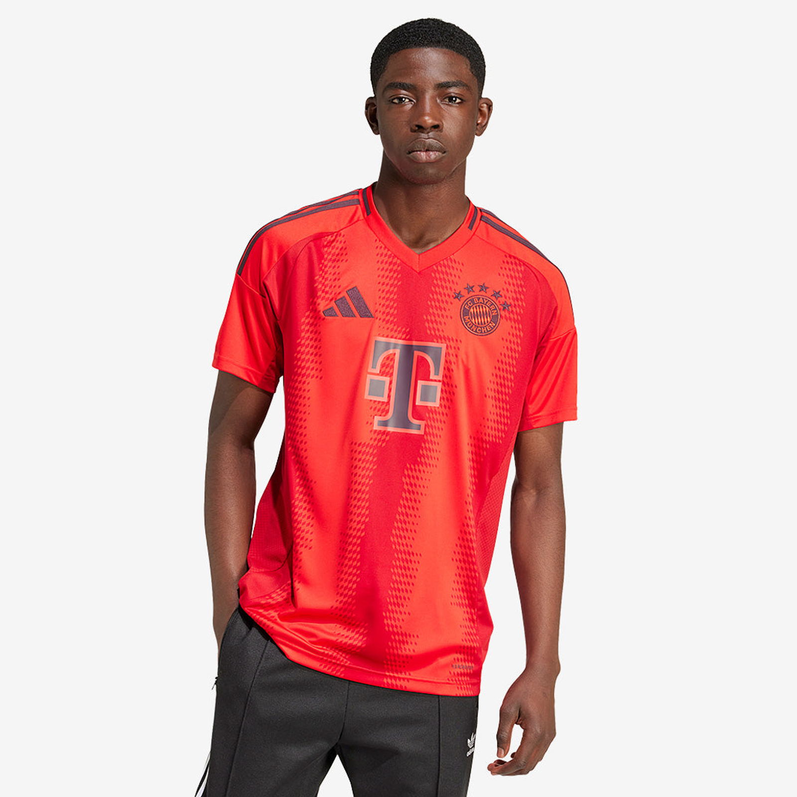 Bộ quần áo bóng đá Bayern Munich 2024 2025